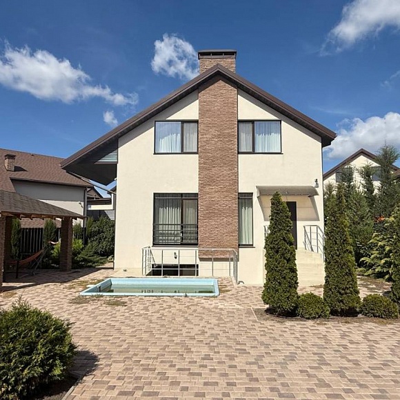 Дом в продажу, 5 сот.