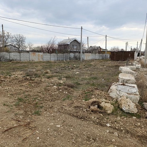 Участок в продажу