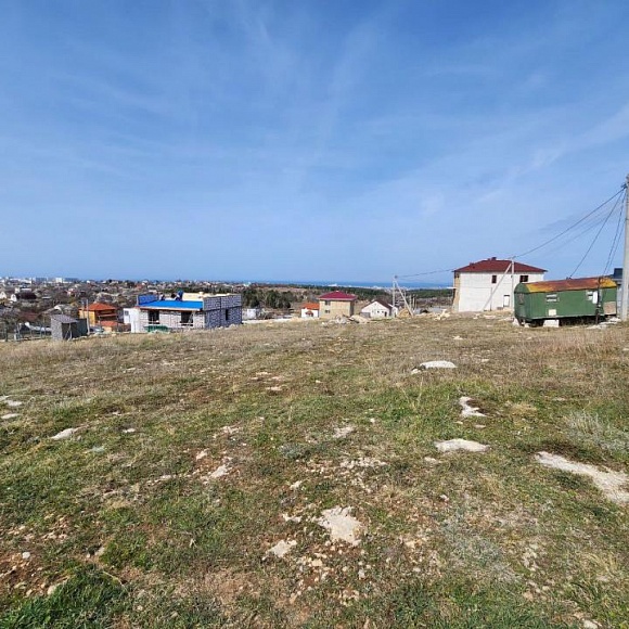 Участок в продажу